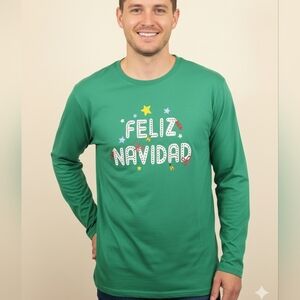 NWT Festive Green Feliz Navidad Long Sleeve Mens Tee